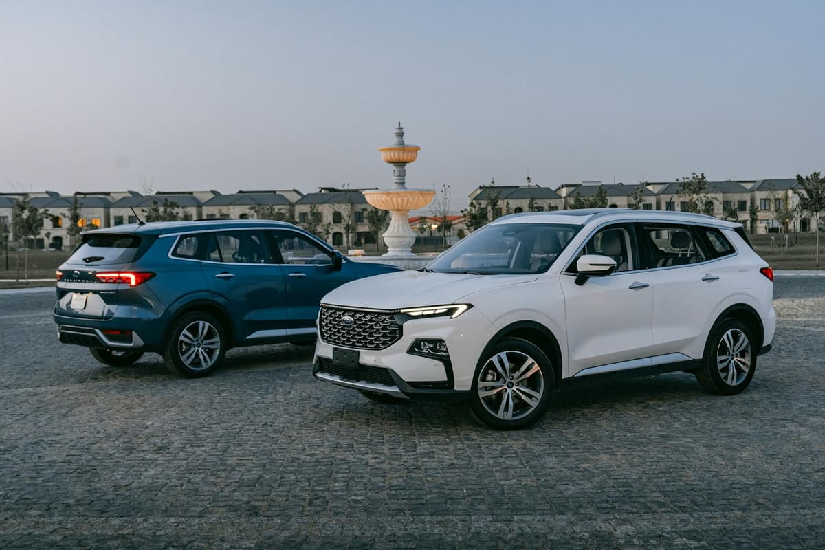 Perbandingan Spesifikasi BYD Atto 3 2026: Tipe Advanced vs Superior
