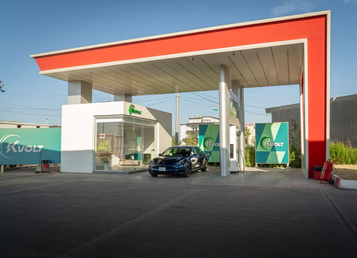Spesifikasi dan Harga tujuh Mobil Listrik dan Hybrid Terbaru 2026